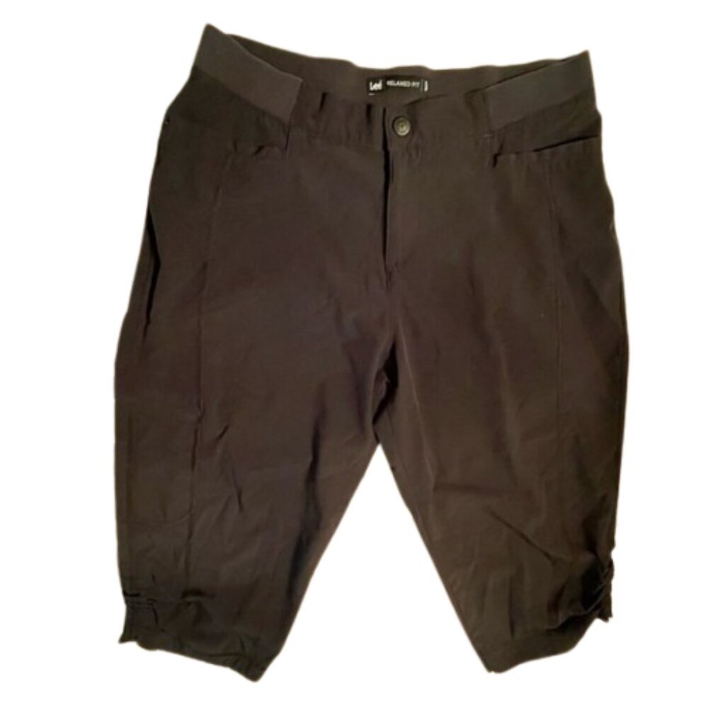 Lee Relaxed Fit Quick-Dry Capri Cargo Pants – Size 8 Petite – black 8P